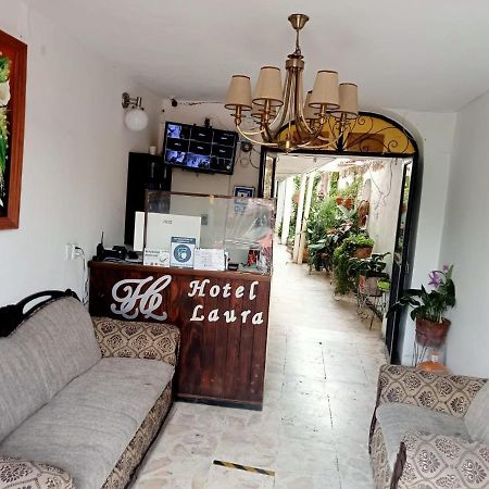 Hotel Posada Laura 산후안델리오 외부 사진