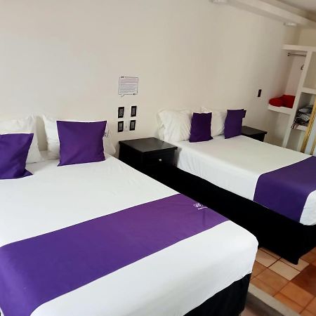 Hotel Posada Laura 산후안델리오 외부 사진