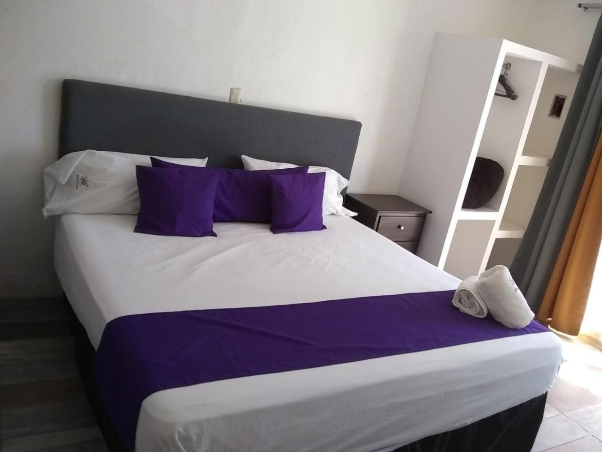 Hotel Posada Laura 산후안델리오 외부 사진